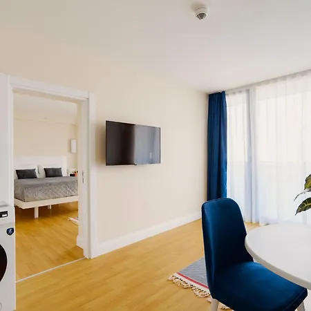 Eleven Way Host Apartment Batumi Exterior photo