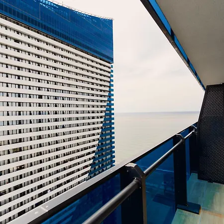 Eleven Way Host Apartment Batumi Exterior photo